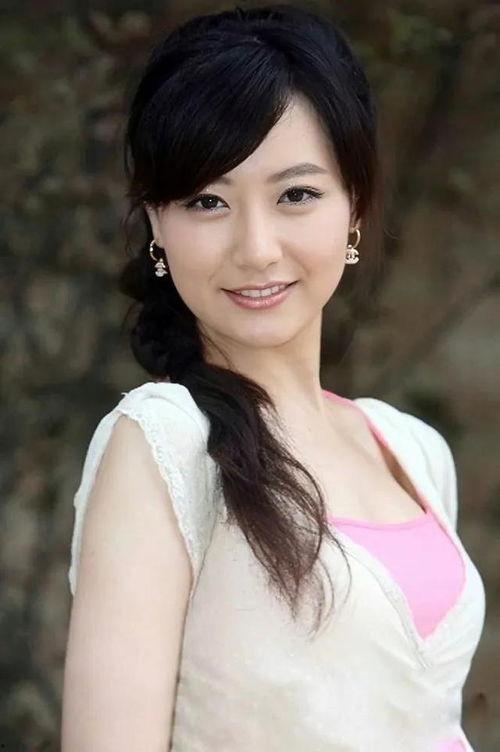 白冰女演员爆料视频播放,揭秘娱乐圈幕后真相